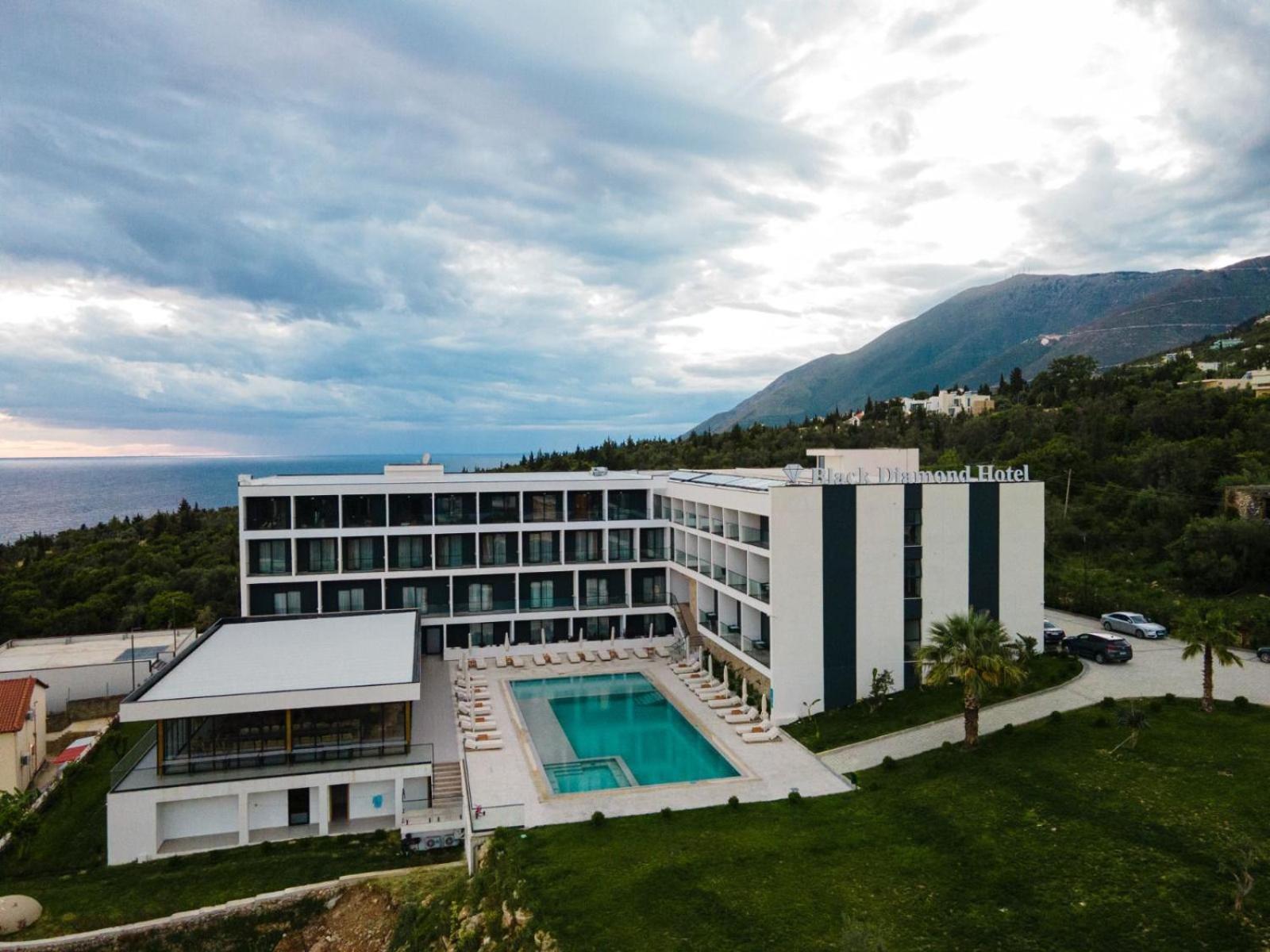 Black Diamond Hotel Дхерми Экстерьер фото